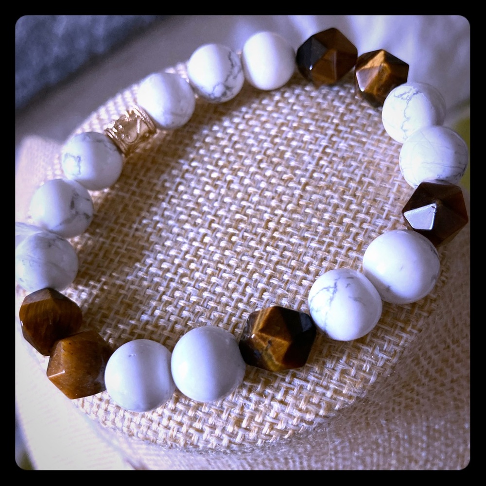 Stretchy handmade bracelet